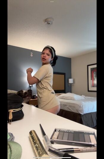 Full leaked Leannnoriega private onlyfans photo
