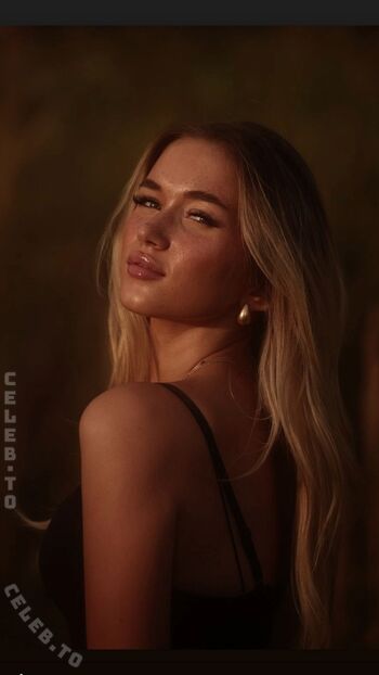 Full leaked Leasmlr private onlyfans photo