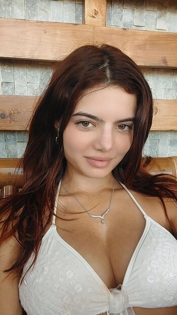 Full leaked Lebanese girls  page private onlyfans photo