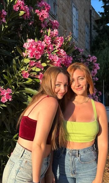 Full leaked Lebanese girls  page private onlyfans photo