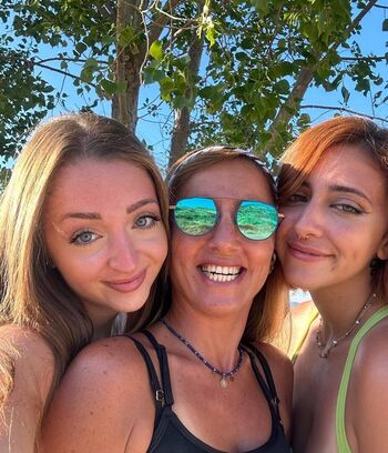 Full leaked Lebanese girls  page private onlyfans photo