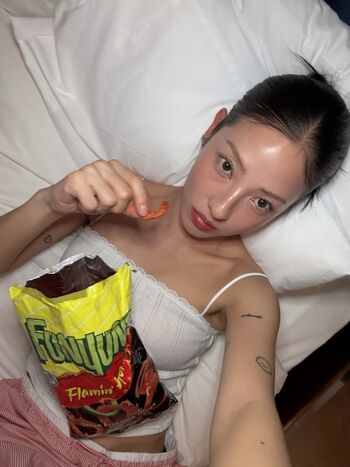 Full leaked Leehee express page private onlyfans photo