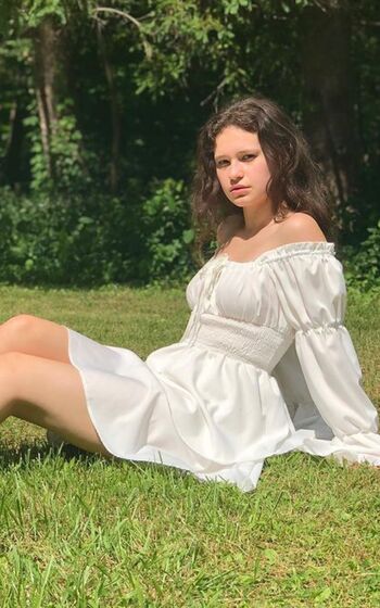 Full leaked Leeseyes private onlyfans photo