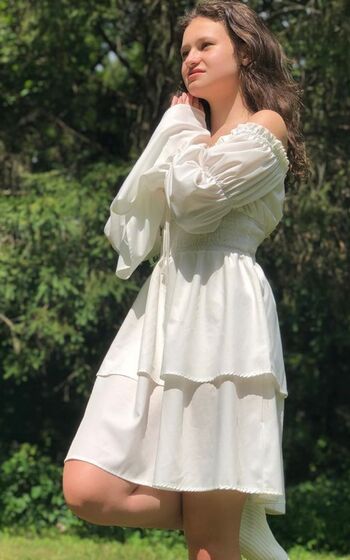 Full leaked Leeseyes private onlyfans photo