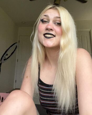 Full leaked Left fordread page private onlyfans photo