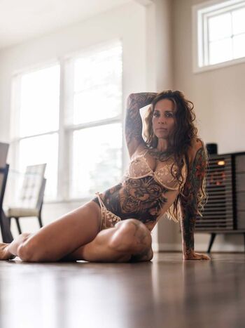 Full leaked Leigh wolfe private onlyfans photo