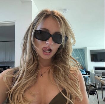 Full leaked Leighton heegaard private onlyfans photo