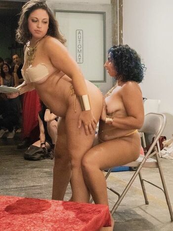 Leila Delicious