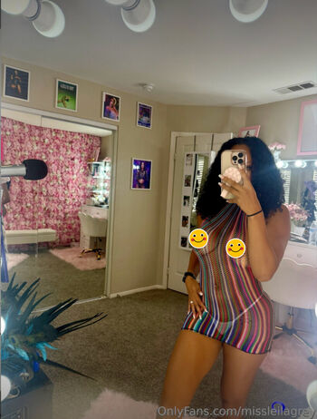 Full leaked Leila grey page private onlyfans photo