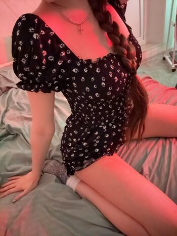 Full leaked Lelyamt private onlyfans photo