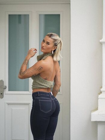 Full leaked Lena ajoy private onlyfans photo