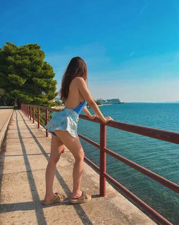 Full leaked Lena bartos private onlyfans photo