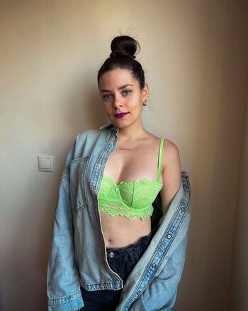 Full leaked Lena bartos private onlyfans photo