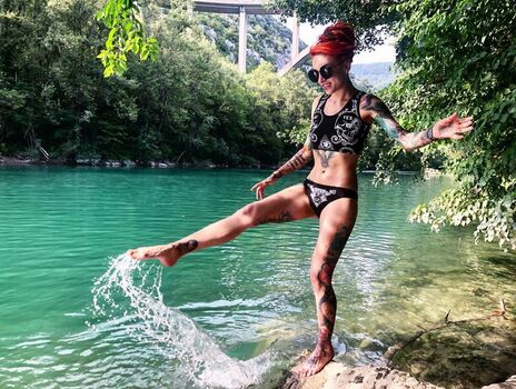 Full leaked Lena scissorhands private onlyfans photo