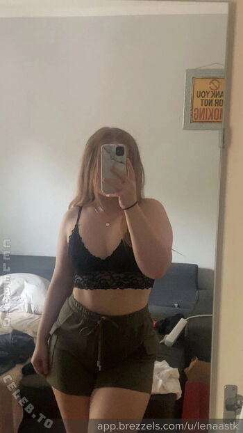 Full leaked Lenaa stk  page private onlyfans photo