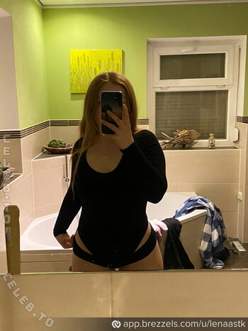 Full leaked Lenaa stk  page private onlyfans photo