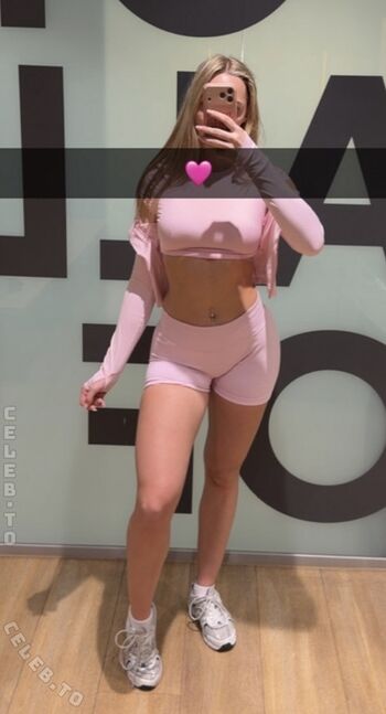 Full leaked Lenaa private onlyfans photo