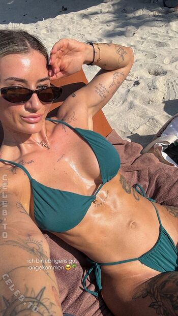 Full leaked Lenaajoy page private onlyfans photo