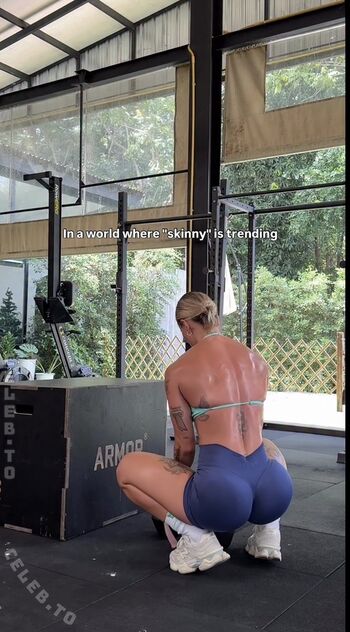 Full leaked Lenaajoy page private onlyfans photo