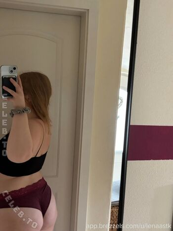 Full leaked Lenaastk page private onlyfans photo