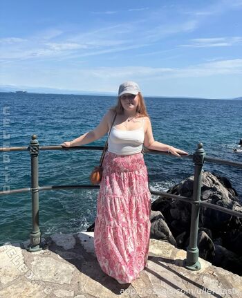 Full leaked Lenaastk private onlyfans photo