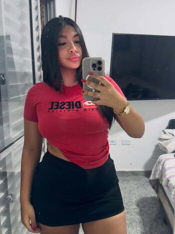 Full leaked Lenafarhat private onlyfans photo