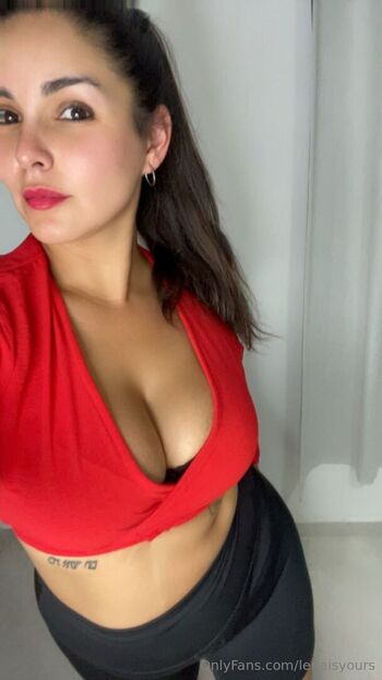 Full leaked Lenaisyours private onlyfans photo