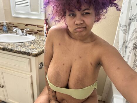 Full leaked Lenaporn page private onlyfans photo