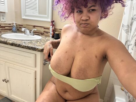 Full leaked Lenaporn page private onlyfans photo