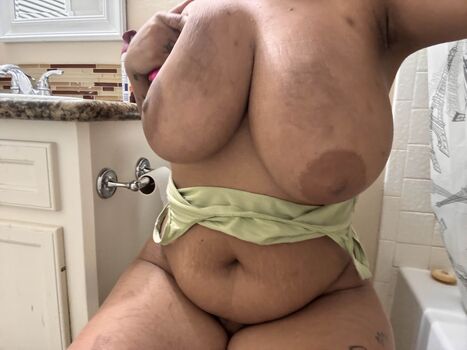 Full leaked Lenaporn page private onlyfans photo