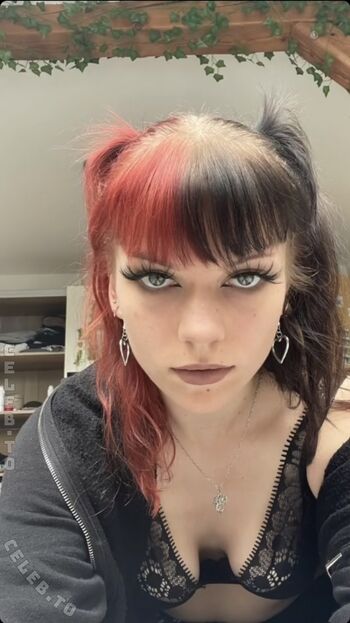 Full leaked Lenassbig private onlyfans photo