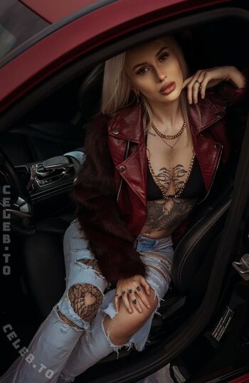Full leaked Lenaxfz private onlyfans photo