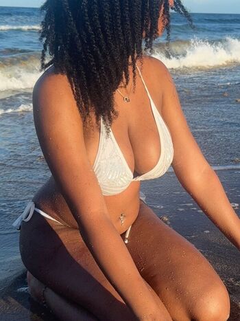 Full leaked Leneeivy private onlyfans photo