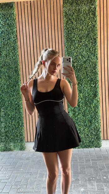 Full leaked Leni marie private onlyfans photo