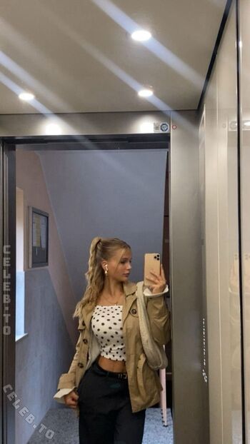 Full leaked Leni zkm private onlyfans photo