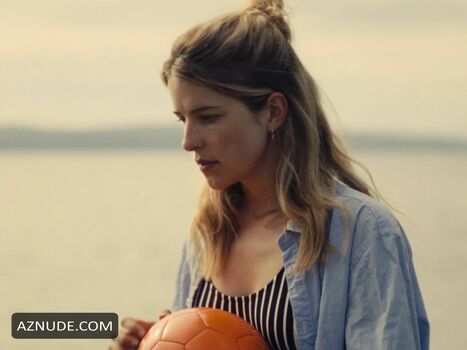 Full leaked Leonie brill private onlyfans photo