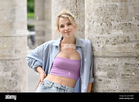 Full leaked Leonie brill private onlyfans photo