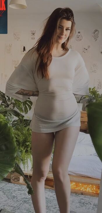 Full leaked Leonie busse private onlyfans photo