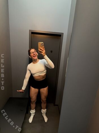 Full leaked Leonie kommoss private onlyfans photo