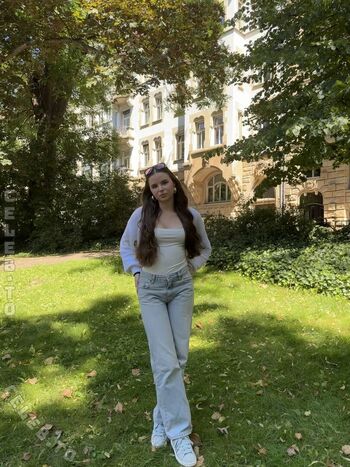 Full leaked Leonih private onlyfans photo