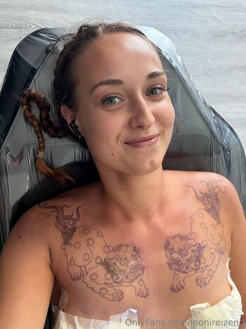 Full leaked Leonireizend private onlyfans photo