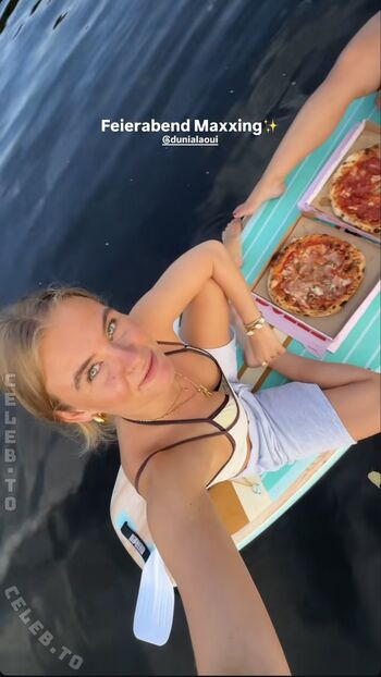 Full leaked Leonyymartinek private onlyfans photo
