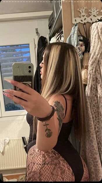 Full leaked Leooobaby private onlyfans photo