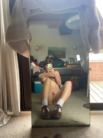 Full leaked Lepetit lapin private onlyfans photo