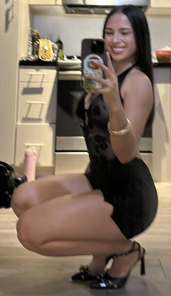Full leaked Lesizzl private onlyfans photo
