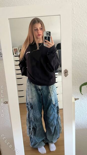 Full leaked Lesley bunny private onlyfans photo