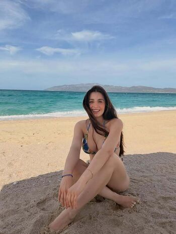 Full leaked Lesli de la torre private onlyfans photo