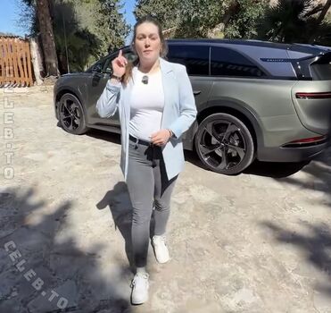 Full leaked Leslie schraut private onlyfans photo