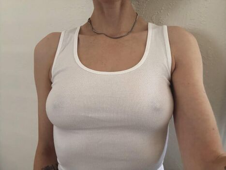 Full leaked Leslie private onlyfans photo