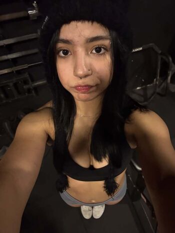 Full leaked Lesliemrtinez page private onlyfans photo